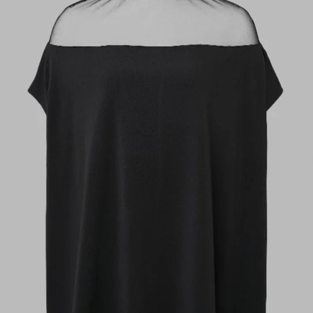 BLACK TUNIC TOP WITH BATWING SLEEVES AND SHEER TOP - Picture 3 of 14